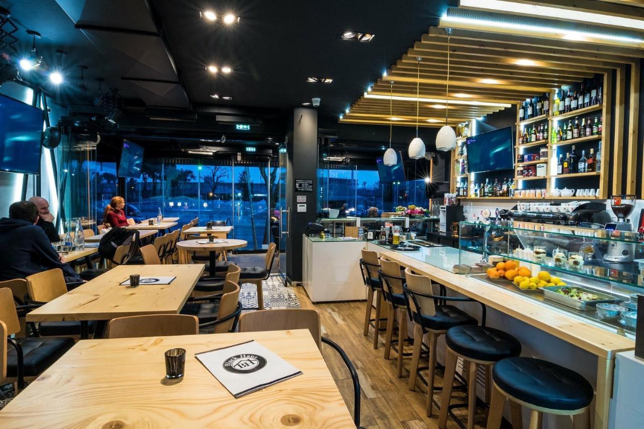 Blackhaus Young Mini Thessaloníki Ngoại thất bức ảnh